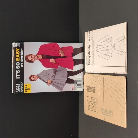 Simplicity It's So Easy Uncut Sewing Patterns Size A XXS-XL Fleece Jacket - Picture 3 of 3